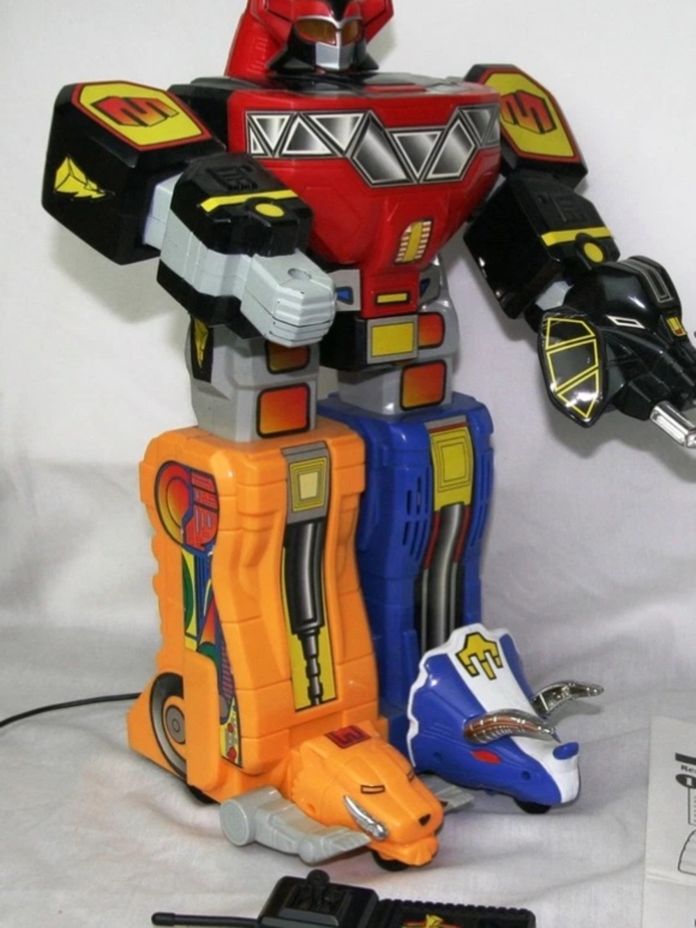 Power Ranger Red, Yellow & Blue Megazord Action Figure